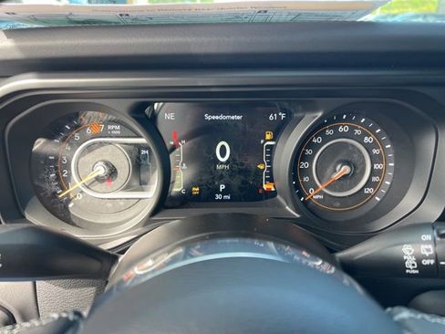 New 2026 Jeep Wrangler Unlimited Sahara AWD/4WD image 9