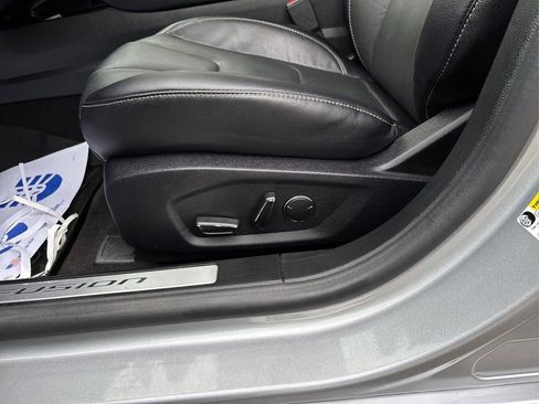 Used 2020 Ford Fusion Energi Titanium image 28