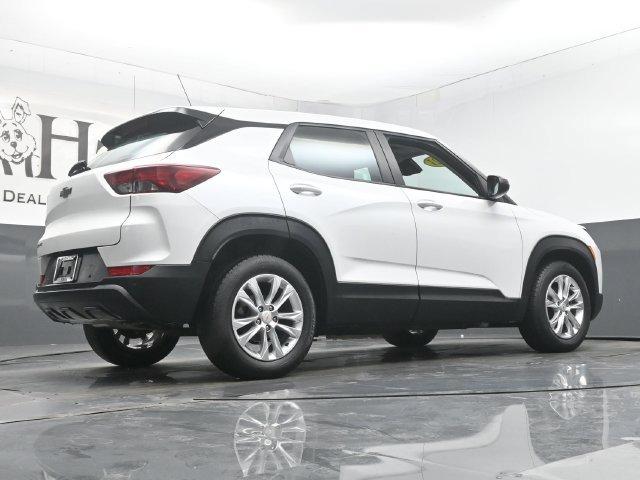 Used 2021 Chevrolet TrailBlazer LS FWD image 38