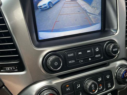 Used 2020 Chevrolet Tahoe Premier AWD/4WD image 26
