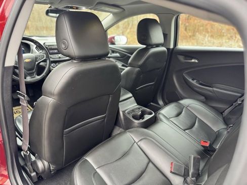 Used 2017 Chevrolet Volt Premier w/ Driver Confidence Package image 13