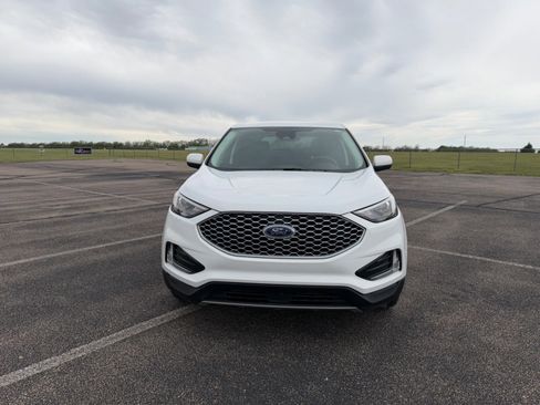 Certified 2023 Ford Edge SEL w/ Convenience Package AWD/4WD image 14