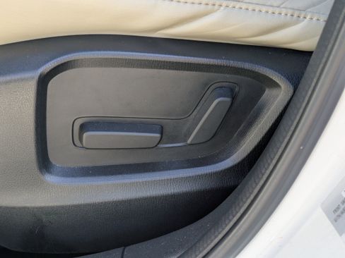 Used 2019 MAZDA CX-5 Touring image 20