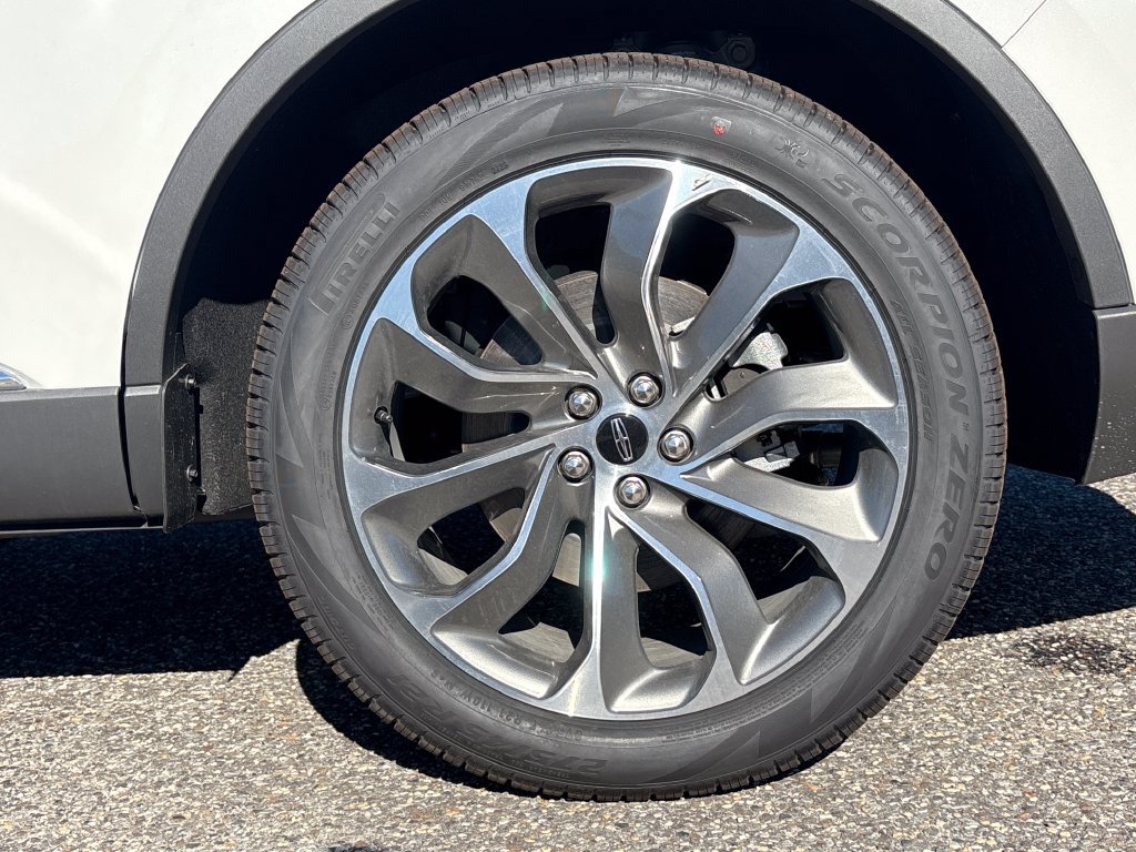 New 2027 Lincoln Aviator Reserve AWD/4WD image 27
