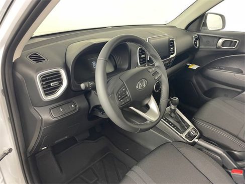 New 2026 Hyundai Venue SEL image 2