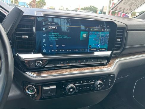 Used 2025 Chevrolet Silverado 1500 LT RWD image 29