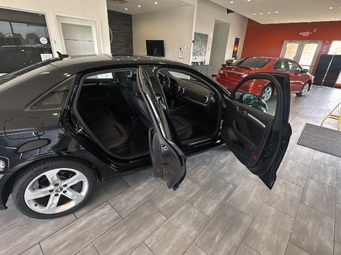 Used 2018 Audi A3 2.0T Premium FWD image 22
