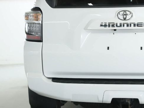 Certified 2023 Toyota 4Runner SR5 Premium w/ Moonroof Package AWD/4WD image 44