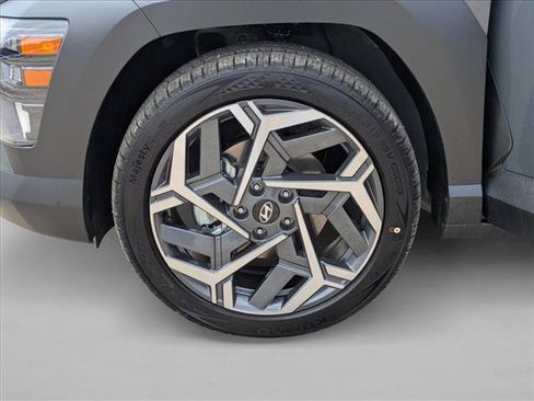 New 2026 Hyundai Kona SEL Premium FWD image 23