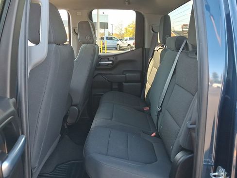 Used 2020 Chevrolet Silverado 1500 Custom w/ Custom Value Package image 10