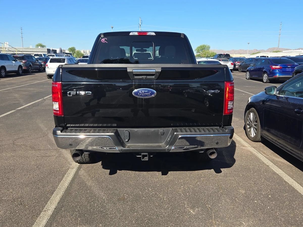 Used 2016 Ford F150 XLT w/ Equipment Group 302A Luxury AWD/4WD image 3
