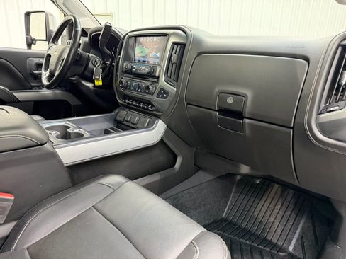 Used 2019 Chevrolet Silverado 2500 LTZ w/ Duramax Plus Package AWD/4WD image 14