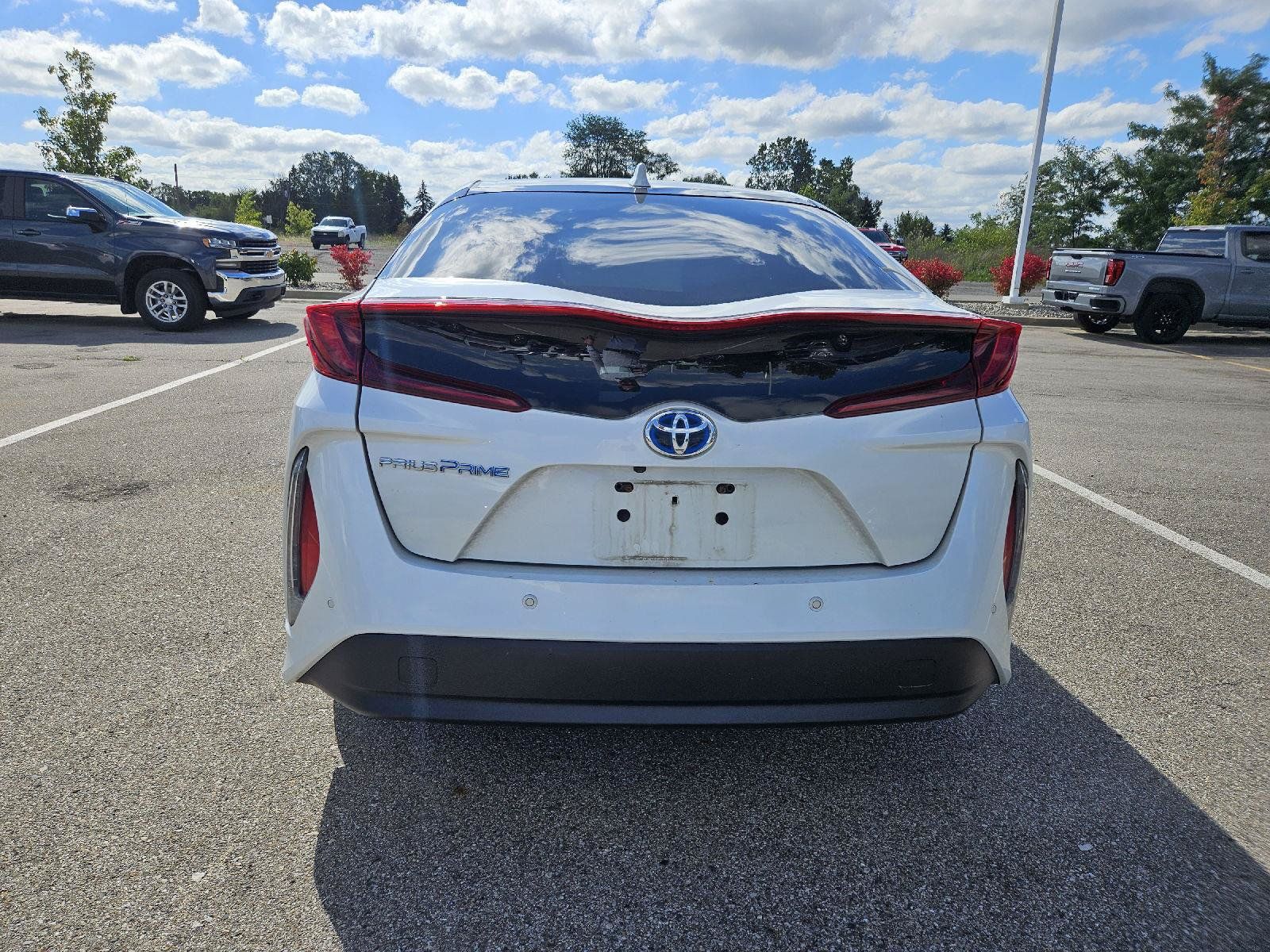 Used 2017 Toyota Prius Prime Advanced FWD image 6
