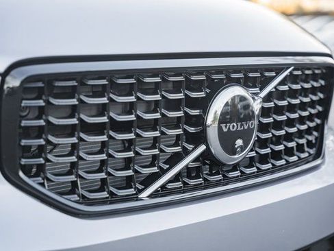 New 2026 Volvo XC40 B4 Plus w/ Protection Package Premier image 10