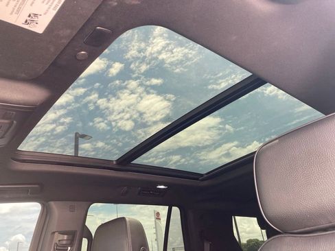 Used 2023 GMC Yukon Denali RWD image 15