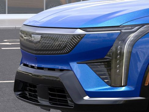 New 2026 Cadillac Optiq Luxury 1 image 13