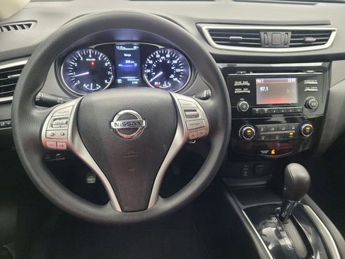 Used 2016 Nissan Rogue S AWD/4WD image 22