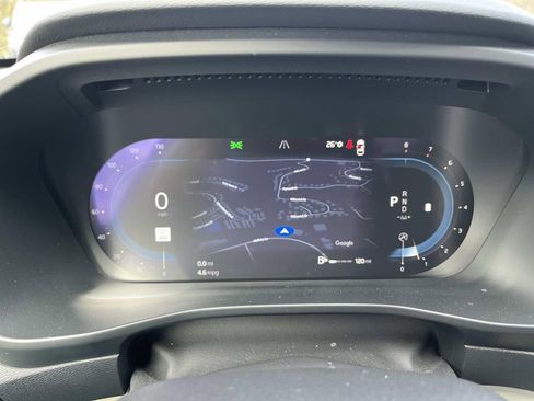 Used 2023 Volvo XC40 B5 Ultimate w/ Protection Package Premier image 26