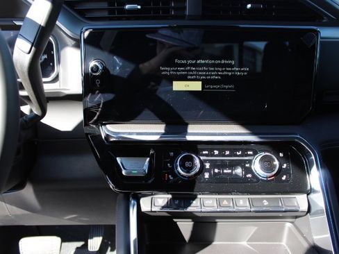 New 2026 GMC Sierra 2500 Denali w/ Denali Reserve Package image 10