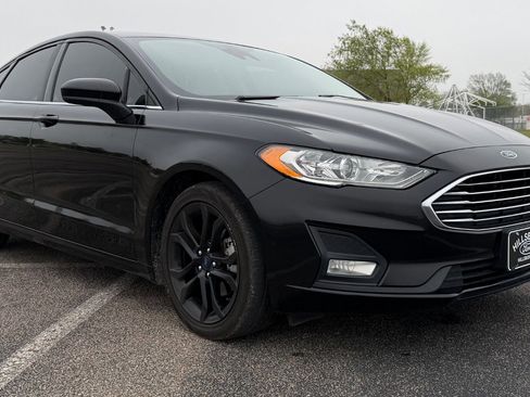 Certified 2020 Ford Fusion SE w/ Equipment Group 151A FWD image 1