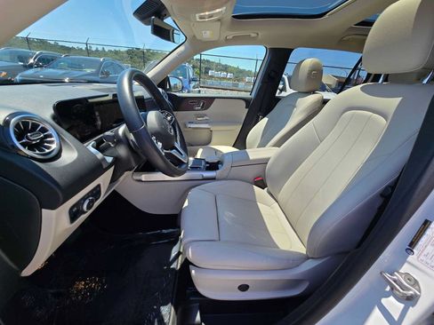 Used 2023 Mercedes-Benz GLB 250 4MATIC image 20