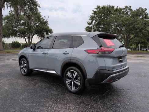 Certified 2023 Nissan Rogue SL w/ SL Premium Package FWD image 6