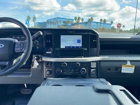New 2026 Ford F550 4x4 SuperCab Super Duty image 46