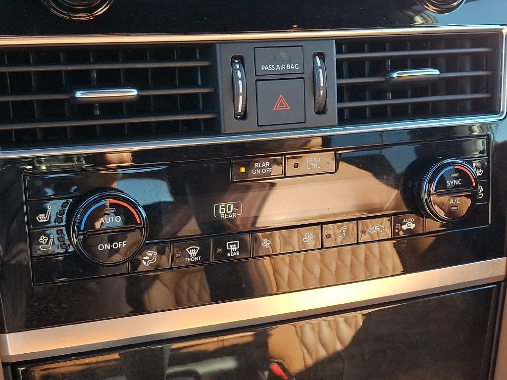 Used 2023 INFINITI QX80 Sensory w/ Cargo Package AWD/4WD image 17