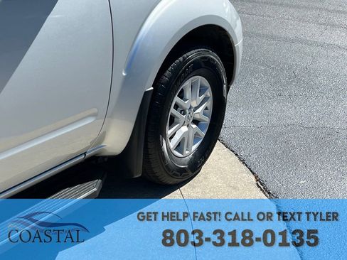 Used 2018 Nissan Frontier SV image 26