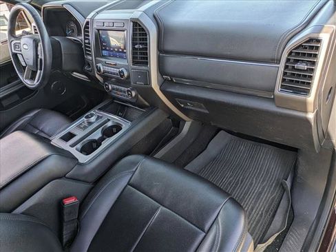 Used 2021 Ford Expedition Max XLT image 22
