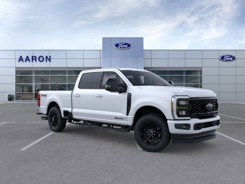 New 2026 Ford F250 Lariat w/ Black Appearance Package image 7