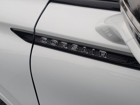 New 2026 Lincoln Corsair Premiere image 7
