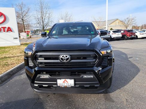 New 2026 Toyota Tacoma SR5 image 3