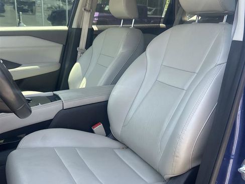 Used 2022 Nissan Rogue SL w/ SL Premium Package FWD image 8