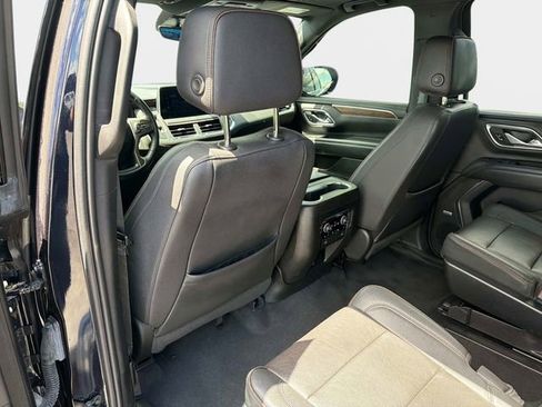 Used 2023 Chevrolet Suburban High Country w/ Max Trailering Package image 13