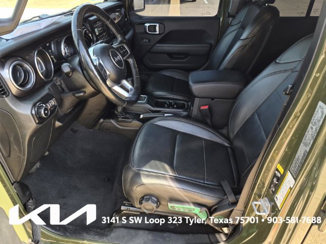 Used 2021 Jeep Wrangler Unlimited Sahara AWD/4WD image 16