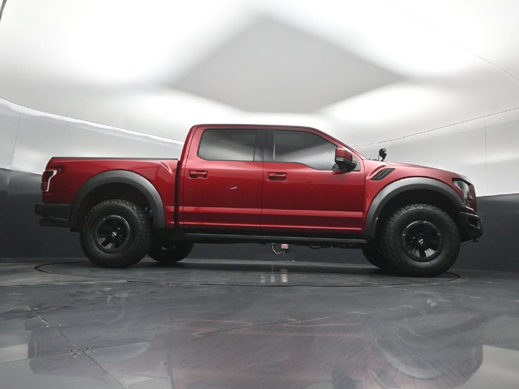 Used 2017 Ford F150 Raptor w/ Equipment Group 802A Luxury AWD/4WD image 44