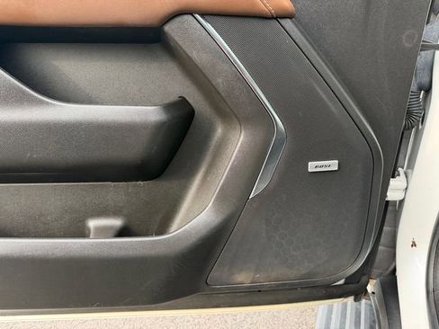 Used 2022 Chevrolet Tahoe High Country image 11