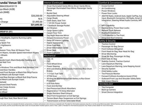 Used 2025 Hyundai Venue SE FWD image 4