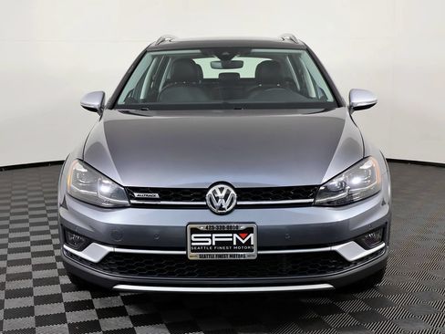 Used 2019 Volkswagen Golf Alltrack SEL AWD/4WD image 4