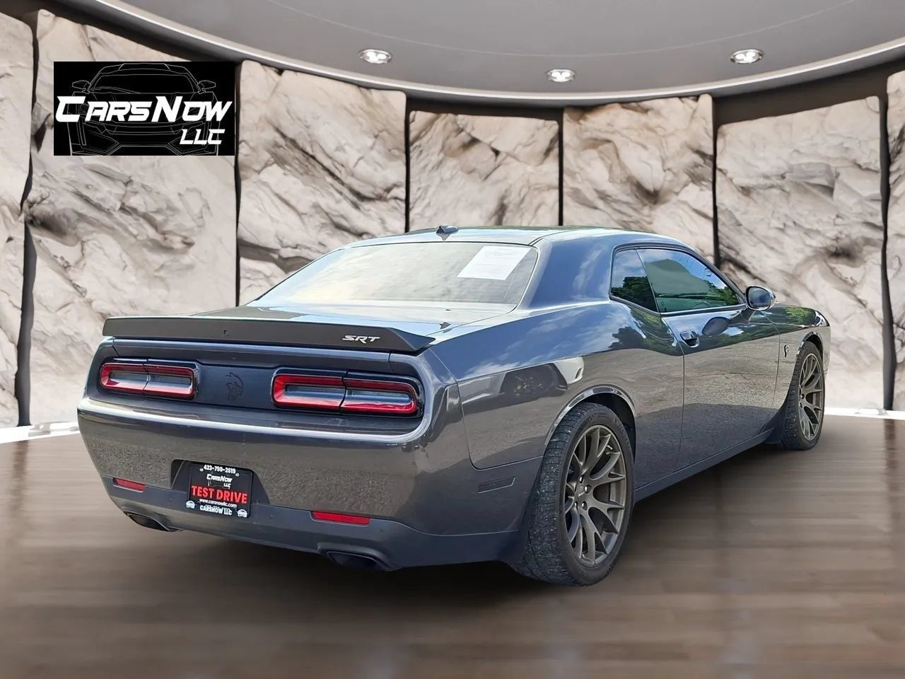 Used 2016 Dodge Challenger SRT Hellcat RWD image 6