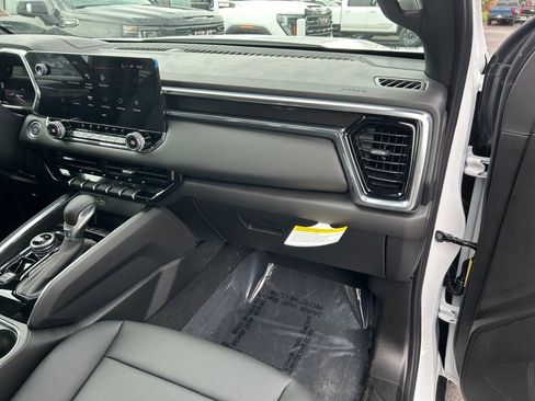 Used 2025 GMC Canyon Elevation w/ Convenience Package image 26