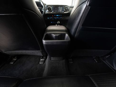 Used 2023 Toyota Tacoma TRD Sport image 22