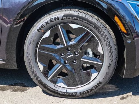 New 2025 Kia EV6 Wind image 26