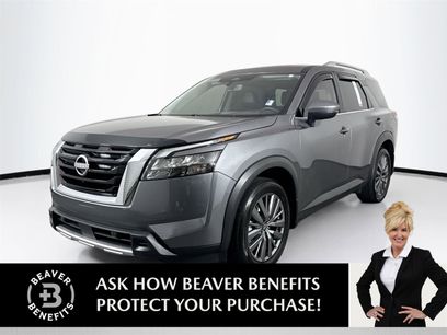 Used 2025 Nissan Pathfinder SL w/ SL Premium Package