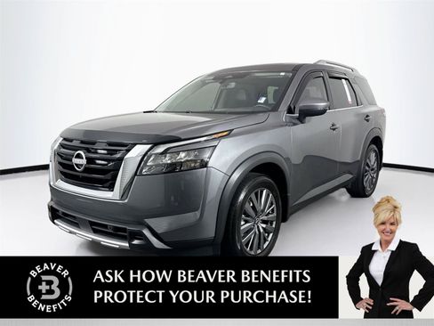 Used 2025 Nissan Pathfinder SL w/ SL Premium Package FWD image 1