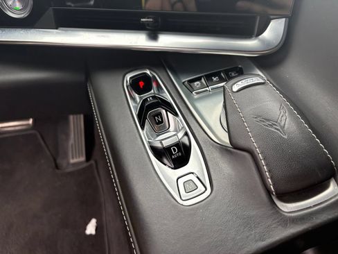 Used 2023 Chevrolet Corvette Stingray Premium Cpe w/ Z51 Performance Package RWD image 23