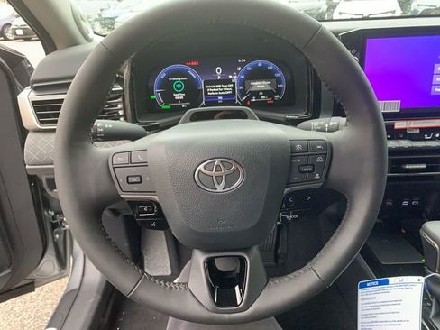 New 2026 Toyota Camry XLE AWD/4WD image 16