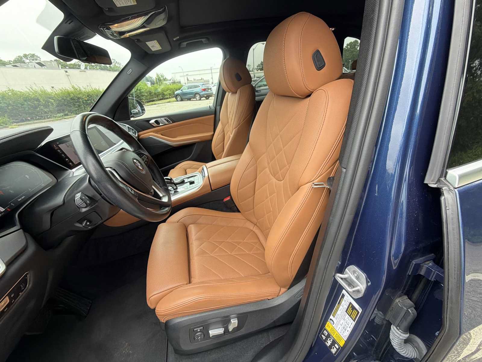 Used 2023 BMW X5 xDrive40i w/ Premium Package AWD/4WD image 19