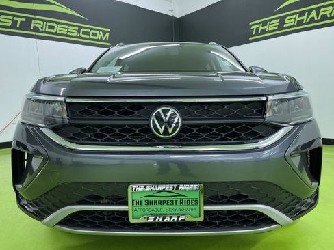 Used 2022 Volkswagen Taos SE image 3